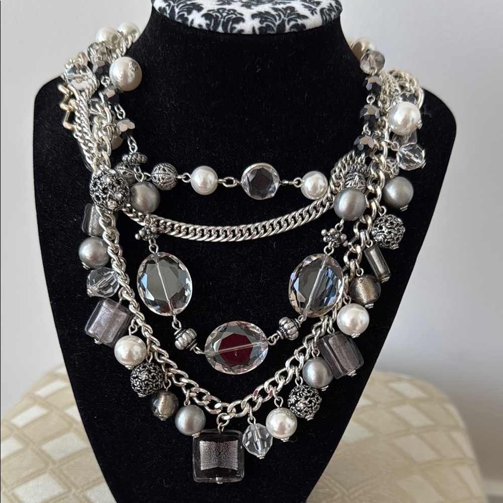 White House Black Market Silver, Black & Pearl Statement Necklace NWOT